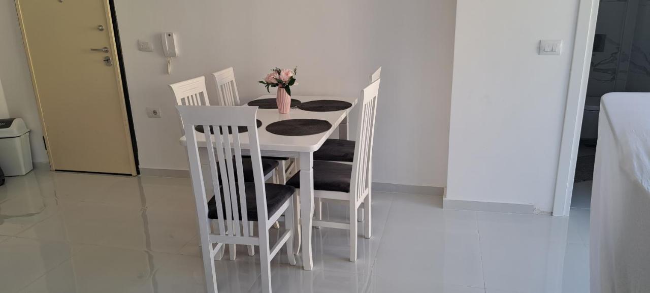 Apartment Alex Saranda Zewnętrze zdjęcie